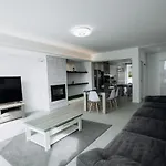 Villa In Albufeira With Private Swimming Pool For 8 People